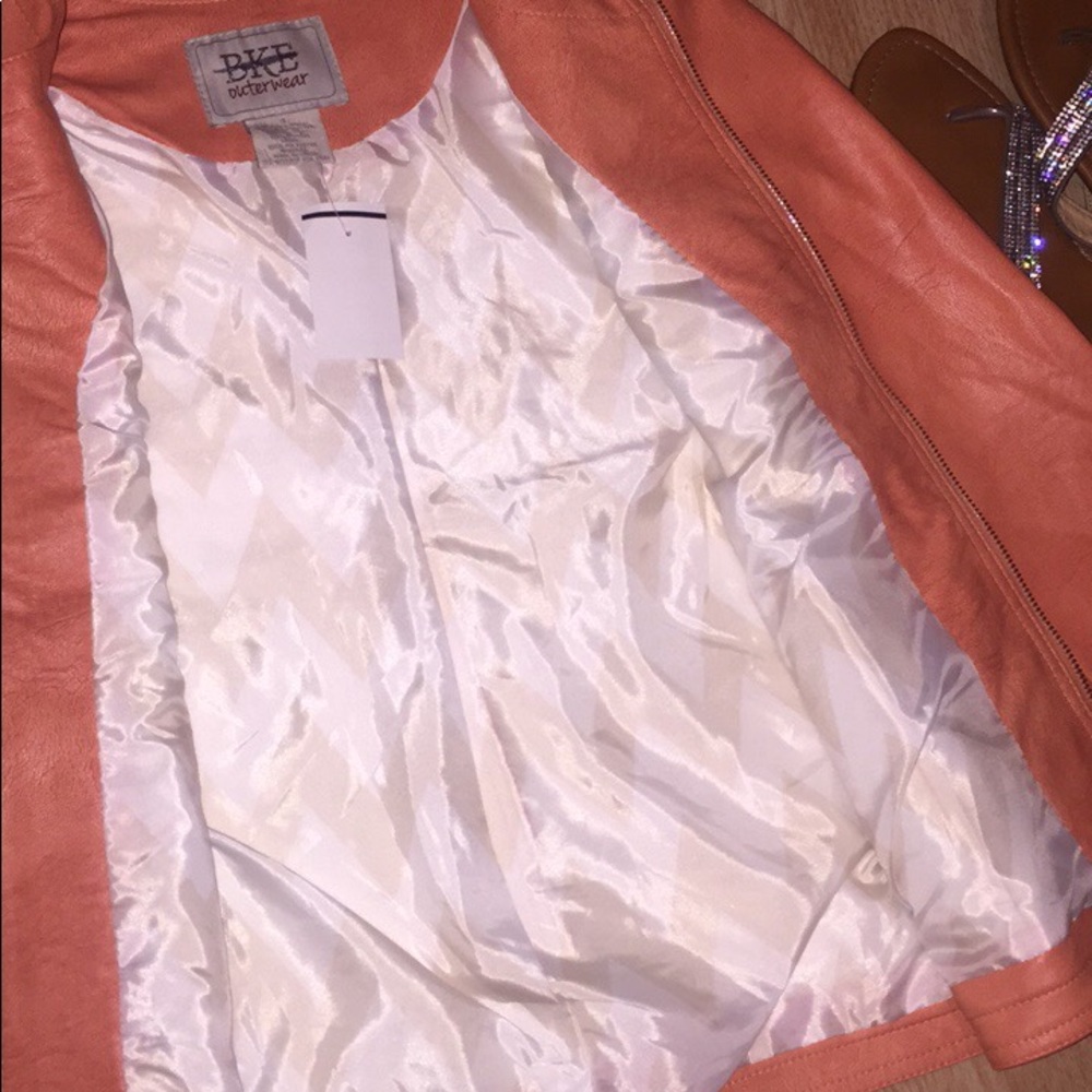 BKE OUTFITTERS🧡 NWT zip up embellished jacket! XS - Picture 6 of 8